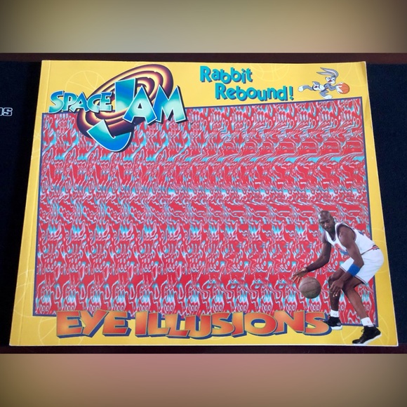 Vintage 1996 Space Jam 3D Eye Illusions Book Michael Jordan Bugs Bunny - Picture 1 of 3
